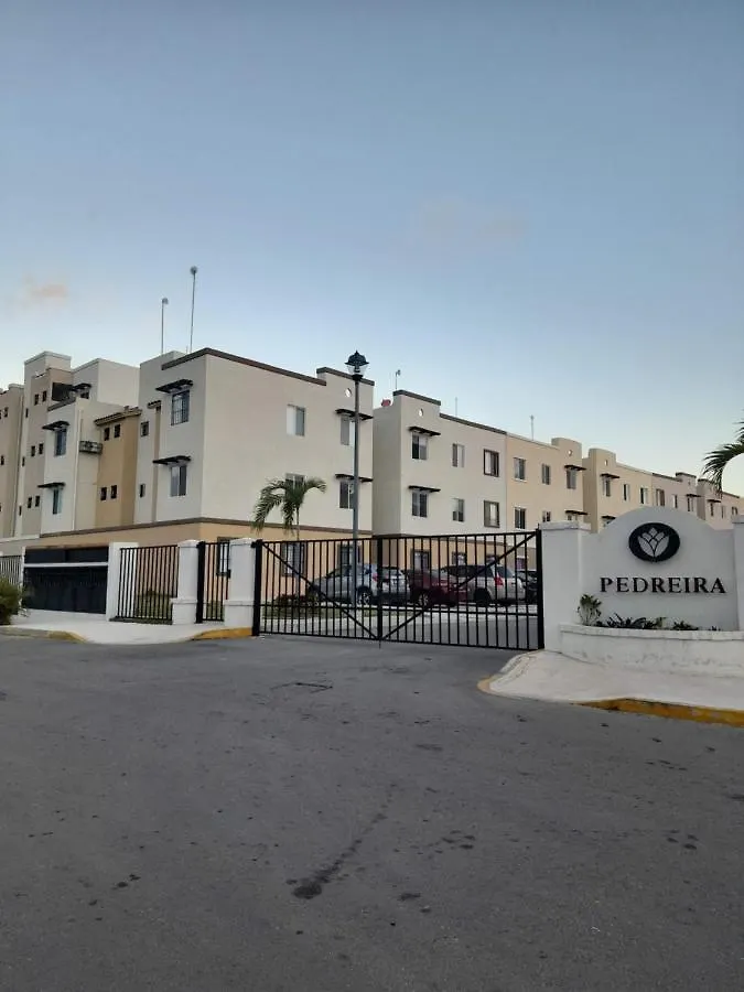 Lovely Apartment Hoestel Pedreira! Cancun