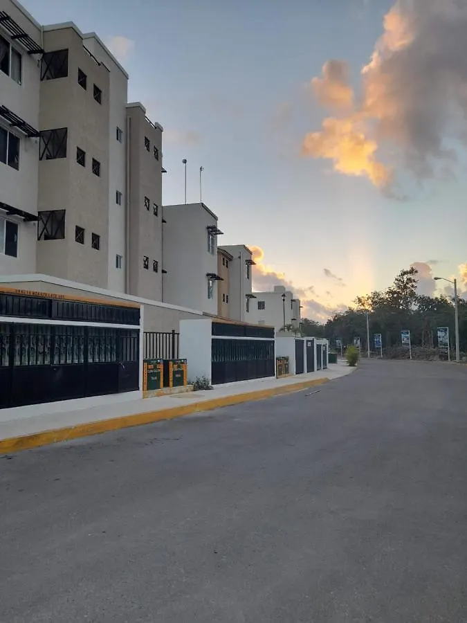 Lovely Apartment Hoestel Pedreira! Cancún
